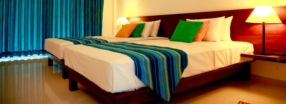 Samwill Holiday Resort Kataragama Esterno foto