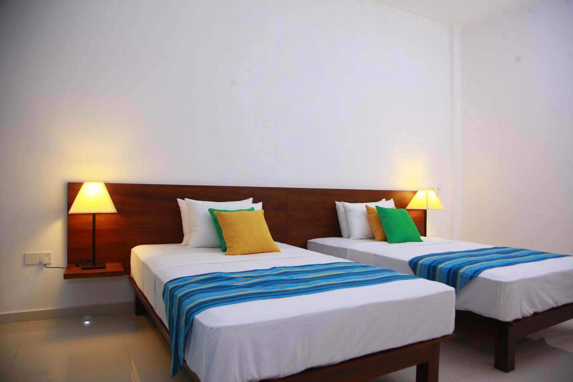 Samwill Holiday Resort Kataragama Esterno foto