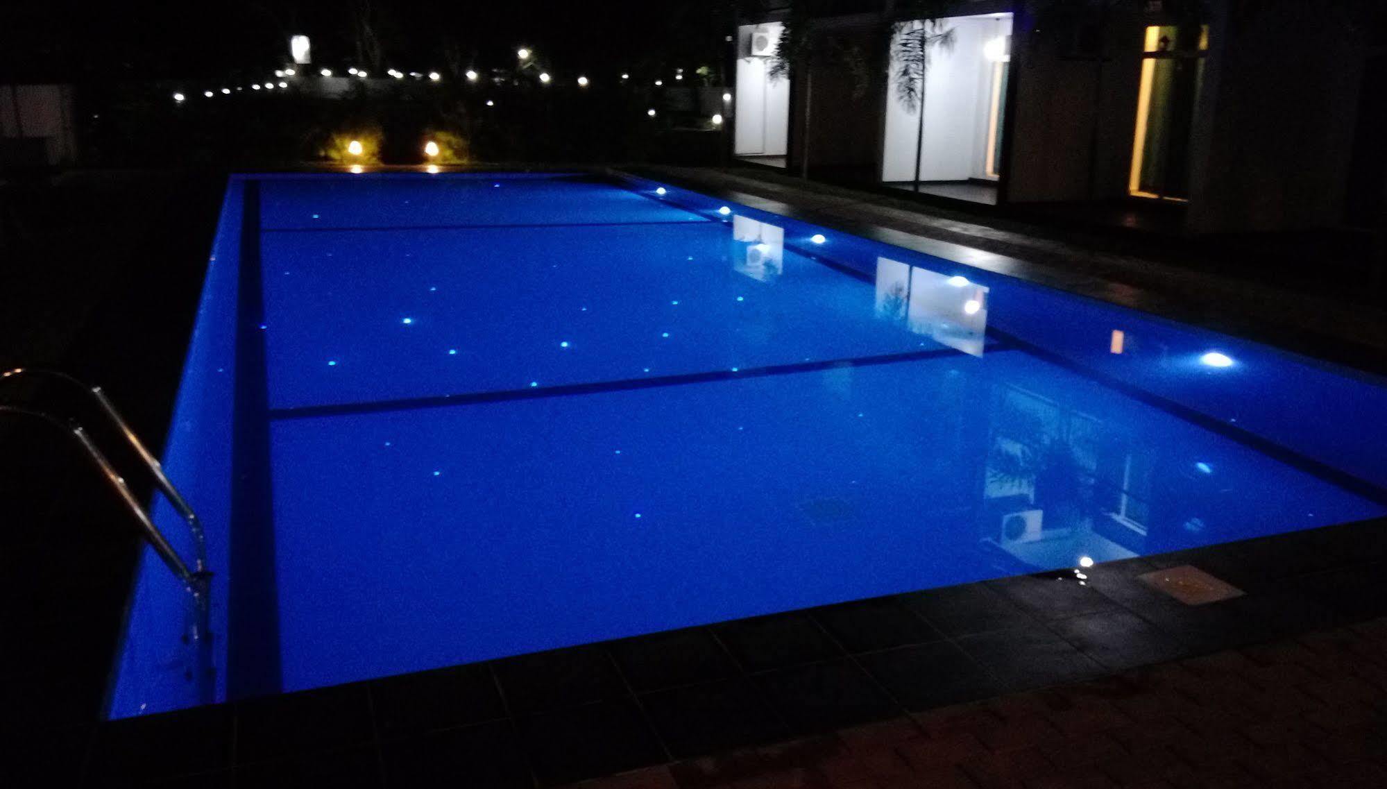 Samwill Holiday Resort Kataragama Esterno foto